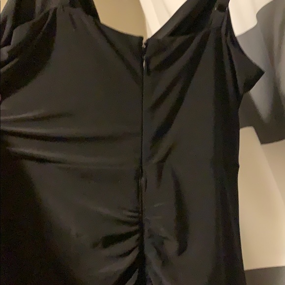 Black evening gown - Picture 5 of 5